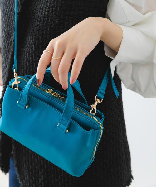 RODE SKO(ロデスコ)の「サテンお財布ミニショルダーバッグ(ショルダーバッグ・レディース・ブルー/ブラック・ONE)」の5枚目の写真