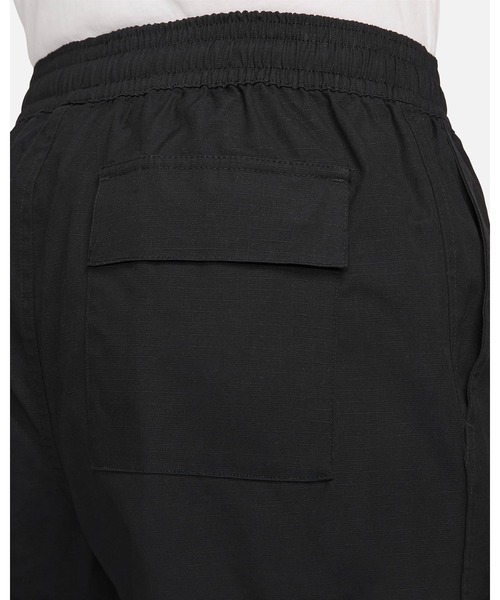 NIKE（ナイキ）の「《NIKEアパレル》ﾅｲｷ ｸﾗﾌﾞ ｶｰｺﾞ ｳｰﾌﾞﾝ ﾊﾟﾝﾂ（カーゴパンツ・メンズ・ブラック×ホワイト・M/S/XL/L）」の5枚目の写真