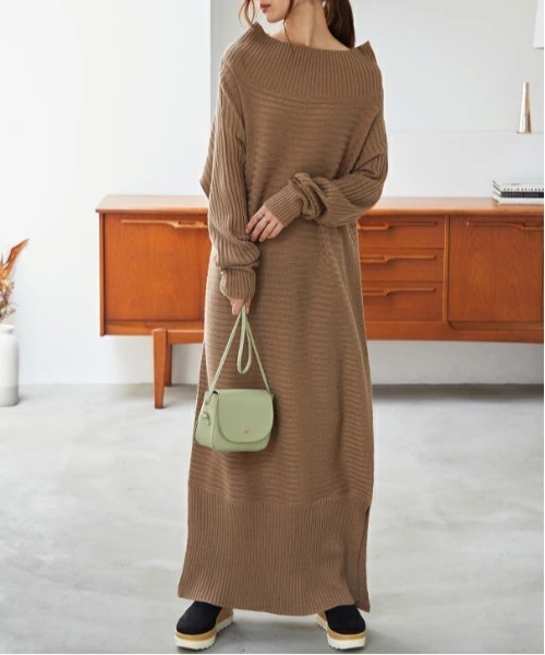 and it_(アンドイット)の「選べる2丈 リブニットゆるタートルネックドルマンワンピース(ワンピース・レディース・ブラウン/ブラック/グレイッシュベージュ・120cm/110cm)」の3枚目の写真
