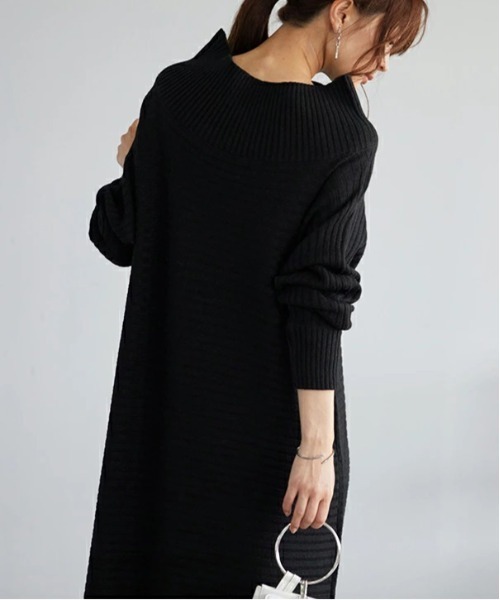 and it_(アンドイット)の「選べる2丈 リブニットゆるタートルネックドルマンワンピース(ワンピース・レディース・ブラウン/ブラック/グレイッシュベージュ・120cm/110cm)」の4枚目の写真