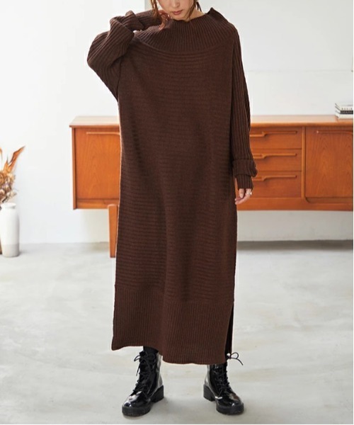and it_(アンドイット)の「選べる2丈 リブニットゆるタートルネックドルマンワンピース(ワンピース・レディース・ブラウン/ブラック/グレイッシュベージュ・120cm/110cm)」の5枚目の写真
