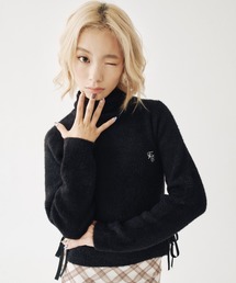 【日本限定アイテム】SIDE RIBBON TURTLE NECK/サイドリボンタートルネック