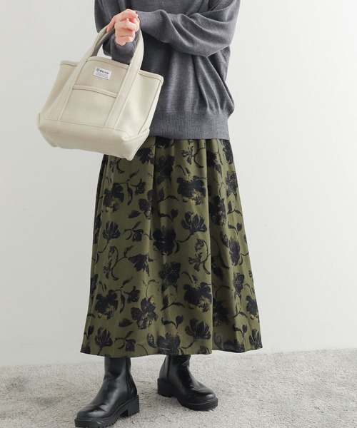 URBAN RESEARCH DOORS(アーバンリサーチドアーズ)の「レーヨンフラワープリントスカート(スカート・レディース・ブラウン系その他/グレー系その他・MEDIUM)」の17枚目の写真