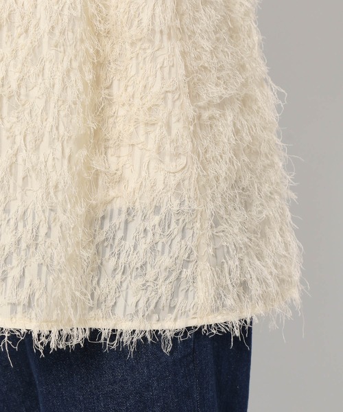 mysty woman(ミスティウーマン)の「フェザーキャミチュニック 997007(シャツ/ブラウス・レディース・ブラック/アイボリー・FREE)」の14枚目の写真