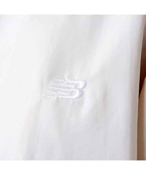 NEW BALANCE（ニューバランス）の「Sport Essentials ウーブンジャケット（ナイロンジャケット・レディース・ブラック/アイボリー/カーキ・SMALL/MEDIUM/LARGE/X-LARGE）」の7枚目の写真
