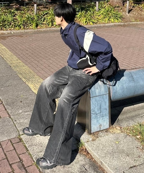 Chikashitsu +(チカシツプラス)の「【Chikashitsu +】pocket string backpack / 【チカシツプラス】ポケットストリングバッグパック(バックパック/リュック・メンズ・アイボリー/ブラック・ONE SIZE)」の10枚目の写真
