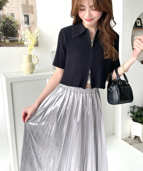 moment+(モーメントプラス)の「メタリックプリーツスカート(スカート・レディース・シルバー/ブラック/ゴールド・M)」の15枚目の写真