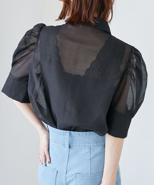 MAJESTIC LEGON（マジェスティックレゴン）の「シアーパフ袖シャツブラウス（シャツ/ブラウス・レディース・オフホワイト/ライトグレー/ピンクベージュ/ブラック・MEDIUM）」の10枚目の写真