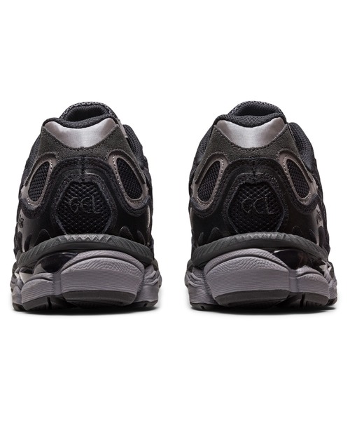 ASICS(アシックス)の「asics/アシックス/GEL-NYC GRAPHITE GREY/BLACK(スニーカー・メンズ・ブラック・26/25.5/25/24.5/24/23.5/28/27.5/27/26.5)」の3枚目の写真