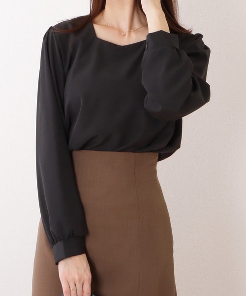 Lace Ladies(レースレディース)の「シンプル スクエア × ハートネック 長袖 プルオーバー(シャツ/ブラウス・レディース・ブラック/ベージュ・XL/M/S)」の13枚目の写真