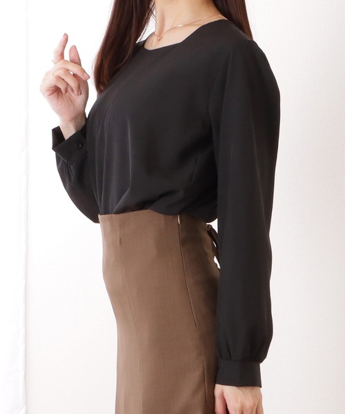 Lace Ladies(レースレディース)の「シンプル スクエア × ハートネック 長袖 プルオーバー(シャツ/ブラウス・レディース・ブラック/ベージュ・XL/M/S)」の16枚目の写真