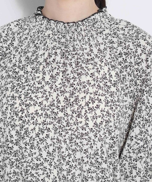 cepo（セポ）の「花柄シャーリングワンピース（ワンピース・レディース・ネイビー/オフホワイト・M）」の12枚目の写真