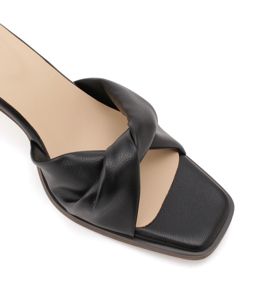 ROPE' PICNIC（ロペピクニック）の「ソフトツイストアッパーミュールサンダル（サンダル・レディース・ブラック/シルバー・24.0cm/23.0cm）」の8枚目の写真