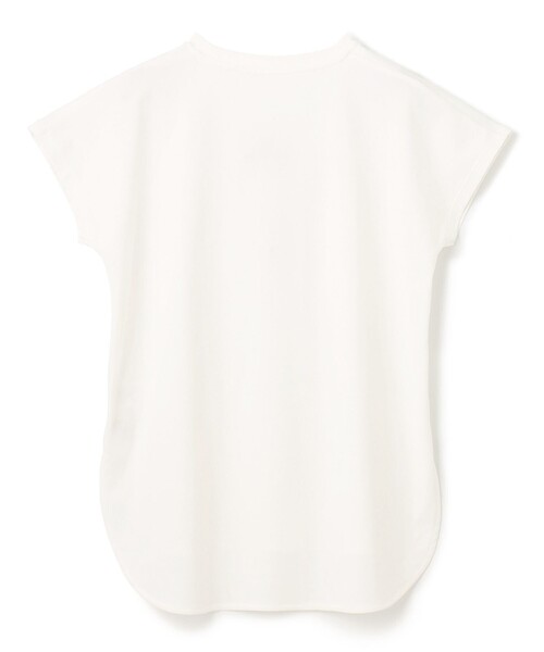 UNFILO（アンフィーロ）の「BEAUTY FORM ロゴ刺繍フレンチスリーブTシャツ（Tシャツ/カットソー・レディース・ホワイト系1/グレー系2/ホワイト系2/ダークブラウン系1/グレー系1/ベージュ系1/ブラック系1/ベージュ系2/ホワイト系3・LARGE/MEDIUM/SMALL）」の11枚目の写真