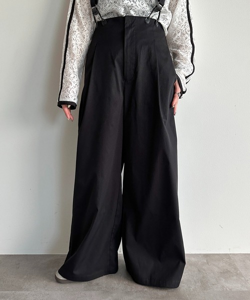 apres jour mignon（アプレジュールミニョン）の「サス付きパンツ【ZOZOTOWN限定アイテム】（サロペット/オーバーオール・レディース・ベージュ/ブラック・X-LARGE/MEDIUM/SMALL）」の6枚目の写真