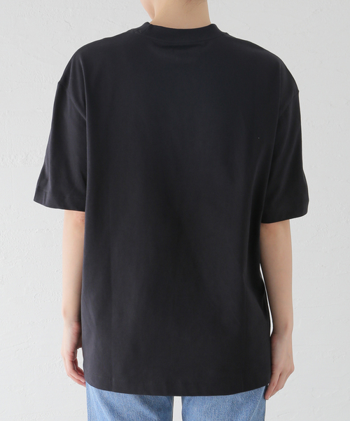 Calvin Klein（カルバン・クライン）の「【Calvin Klein / カルバン クライン】US SS RLXD ARCHIVE TEE（Tシャツ/カットソー・レディース・ホワイト/ブラック・SMALL/MEDIUM）」の13枚目の写真