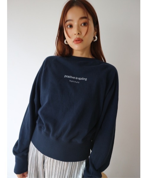 TRUNC（トランクエイティーエイト）の「Compact Logo Pullover（スウェット・レディース・ネイビー/ホワイト・FREE）」の8枚目の写真