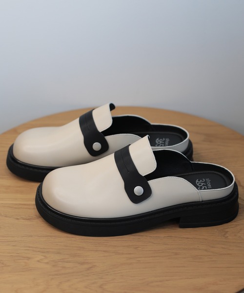 shoes365(シューズスリーシックスファイヴ)の「【shoes365】厚底スリッパ風レザーシューズ(ドレスシューズ・レディース・ブラック/オフホワイト・25.0cm/22.5cm/23.0cm/23.5cm/24.0cm/24.5cm)」の7枚目の写真