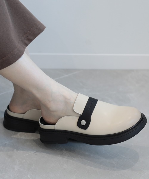 shoes365(シューズスリーシックスファイヴ)の「【shoes365】厚底スリッパ風レザーシューズ(ドレスシューズ・レディース・ブラック/オフホワイト・25.0cm/22.5cm/23.0cm/23.5cm/24.0cm/24.5cm)」の21枚目の写真