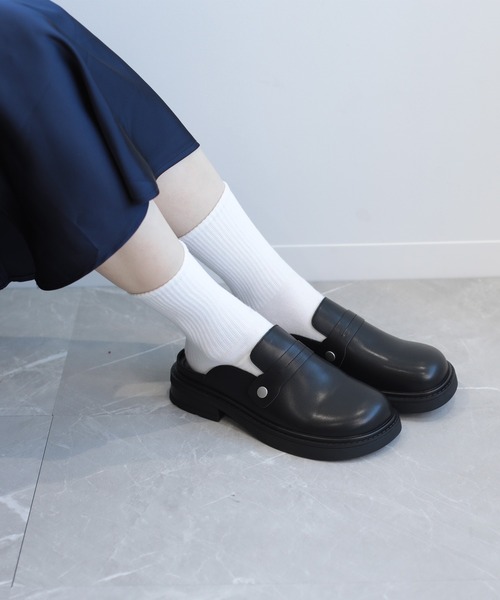 shoes365(シューズスリーシックスファイヴ)の「【shoes365】厚底スリッパ風レザーシューズ(ドレスシューズ・レディース・ブラック/オフホワイト・25.0cm/22.5cm/23.0cm/23.5cm/24.0cm/24.5cm)」の12枚目の写真