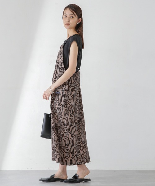 新品　サウザンドマイル THOUSAND MILE サロペットスカート　ゼブラ THOUSAND MILE（サウザンドマイル）の「THOUSAND MILE