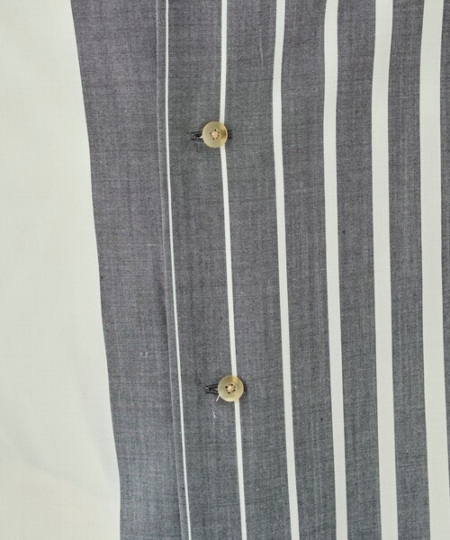 ETHOSENS(エトセンス)の「【ETHOSENS/エトセンス】Irregular stripe SS shirt(シャツ/ブラウス・メンズ・ブラック/ホワイト・2/1)」の13枚目の写真