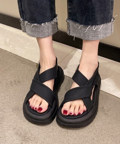 Miniministore（ミニミニストア）の「厚底サンダル クロスベルト 韓国 夏靴（サンダル・レディース・ホワイト/ブラック/カーキ・22.5cm/24.5cm/25.0cm/23.5cm/23.0cm/24.0cm）」の4枚目の写真