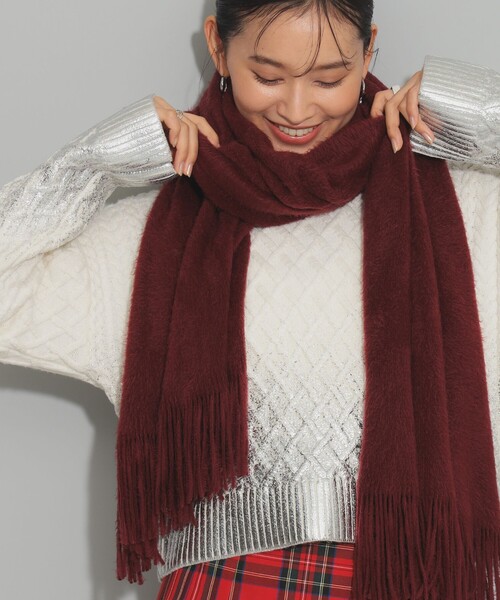 Ray BEAMS（レイビームス）の「無地 カラー ロング マフラー（マフラー・レディース・ブラック/ライトグレー/オフホワイト/ピンク/サックスブルー/ワイン・ONE SIZE）」の6枚目の写真