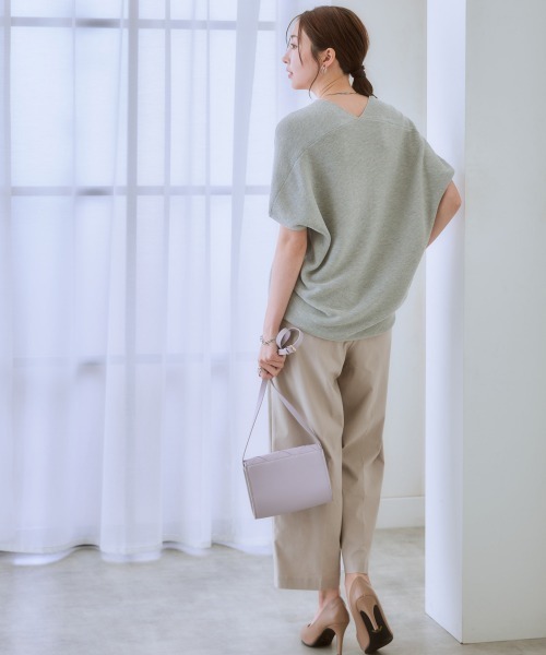 7days Life Styling（セブンデイズライフスタイリング）の「（接触冷感・毛玉になりにくい・ＵＶカット）綿混ドルマンＶネックニット（ニット/セーター・レディース・テラコッタ/シルバーグレー/グレイッシュベージュ/ブラック・S/M/L/LL）」の19枚目の写真