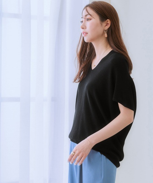 7days Life Styling（セブンデイズライフスタイリング）の「（接触冷感・毛玉になりにくい・ＵＶカット）綿混ドルマンＶネックニット（ニット/セーター・レディース・テラコッタ/シルバーグレー/グレイッシュベージュ/ブラック・S/M/L/LL）」の12枚目の写真
