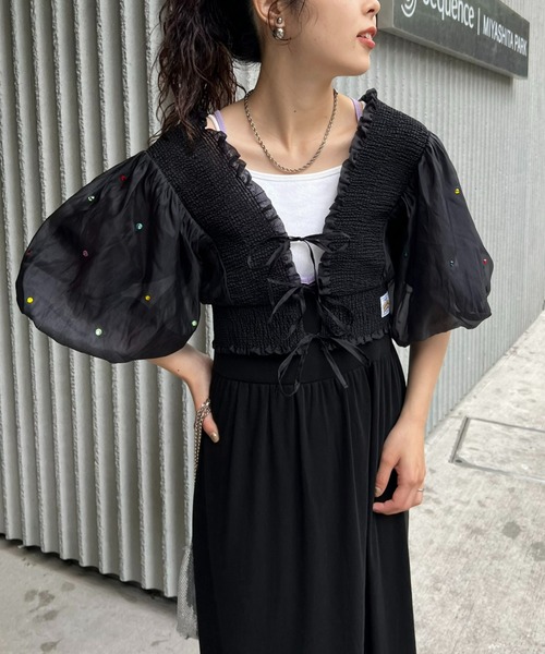 HELLO.SANFRANCISCO（ハローサンフランシスコ）の「【HELLO.SANFRANCISCO】キラキラ付シアービスチェ2WAYカーデ（カーディガン/ボレロ・レディース・ホワイト/ブラック・ONE SIZE）」の14枚目の写真