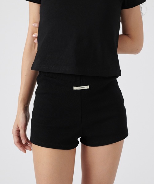 FCMM(エフシーエムエム)の「FCMM BASIC SHORT PANTS/エフシーエムエムベーシックショートパンツ(その他パンツ・レディース・ブラック/グレー/ホワイト・MEDIUM/SMALL)」の3枚目の写真