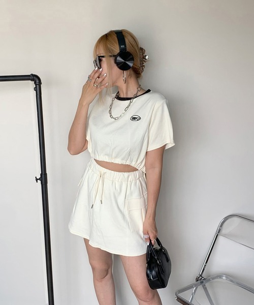 セール】襟配色クロップド丈トップススカートセットアップ