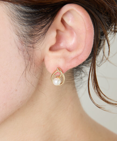 PAPILLONNER（パピヨネ）の「ノットパールピアス（ピアス（両耳用）・レディース・シルバー/ゴールド・FREE）」の20枚目の写真