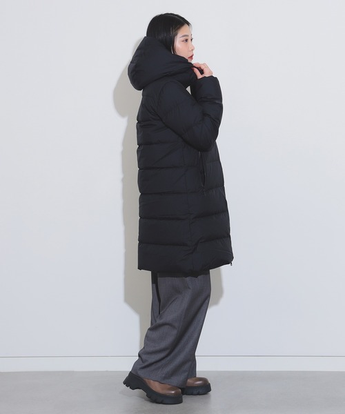 THE NORTH FACE（ザノースフェイス）の「THE NORTH FACE / ウィンドストッパーダウンシェルコート（ダウンジャケット/コート・レディース・ブラック/ベージュ・MEDIUM/LARGE）」の16枚目の写真