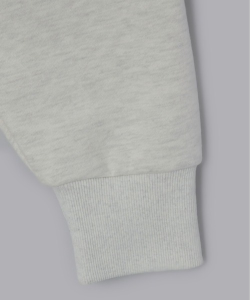 Olu.（オルドット）の「オーバーサイズロゴスウェット[ユニセックス]（スウェット・レディース・グレー/アイボリー/ボルドー・1/0）」の6枚目の写真