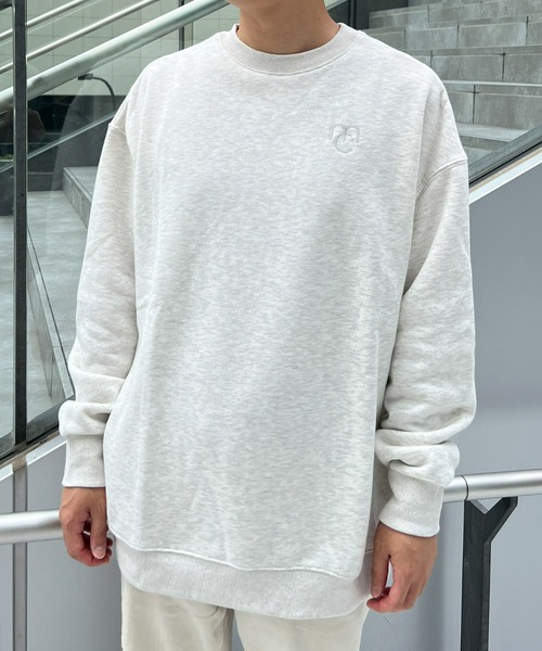 Olu.（オルドット）の「オーバーサイズロゴスウェット[ユニセックス]（スウェット・レディース・グレー/アイボリー/ボルドー・1/0）」の19枚目の写真