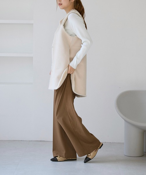 carino（カリーノ）の「グリッターコンビフラットシューズ（パンプス・レディース・ホワイト系その他2/クリアブラック/ベージュ系その他・22.5cm/23cm/23.5cm/24cm/24.5cm）」の20枚目の写真