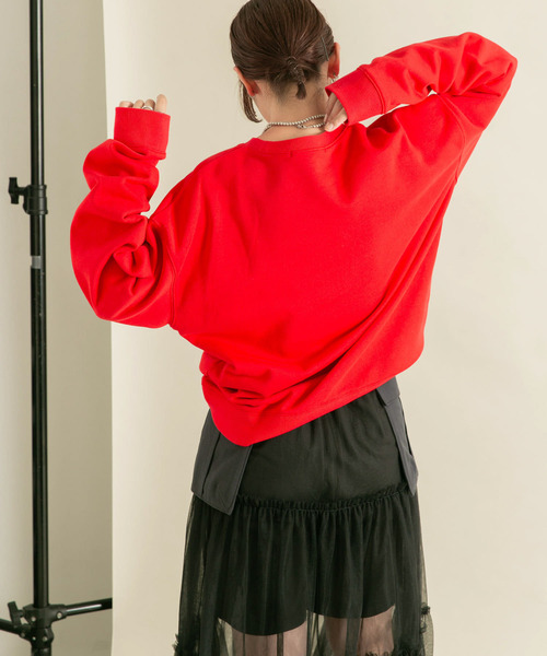 KBF（ケイビーエフ）の「カレッジロゴスウェット（スウェット・レディース・グレー/レッド/ブラウン・ONE）」の21枚目の写真