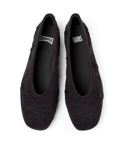 CAMPER（カンペール）の「[カンペール] TWINS / フラットシューズ（パンプス・レディース・ブラック・23.5cm/25.5cm/23.0cm/24.0cm/25.0cm/22.5cm）」の4枚目の写真