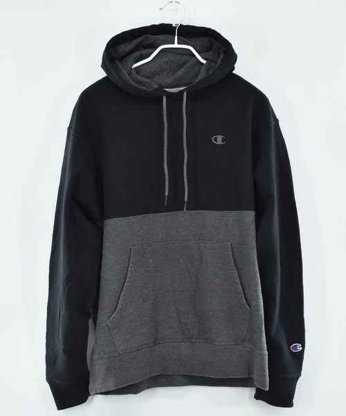 Champion(チャンピオン)の「【ヴィンテージ古着】Champion 目つき ロゴ刺繍 切り返し スウェットパーカー(パーカー・メンズ・ブラック・MEDIUM)」の8枚目の写真