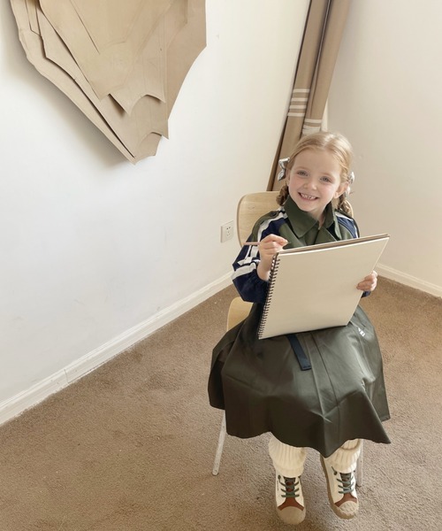 TOPSTAR（トップスター）の「KIDS TOPSTAR コンビカラーゴム紐U型マジックテープスニーカー（スニーカー・キッズ・ブラック/ブラウン/ピンク・23inch/25inch/26inch/27inch/28inch/29inch）」の6枚目の写真