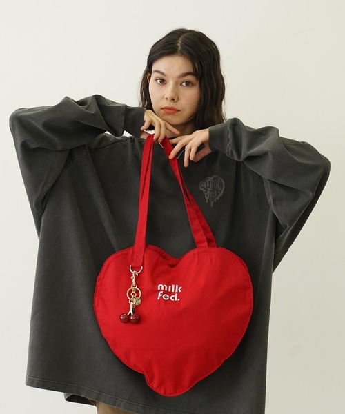 GLITTER CHERRY KEYCHAIN（キーホルダー）｜MILKFED.（ミルクフェド