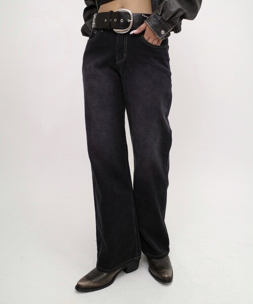 WHO'S WHO gallery（フーズフーギャラリー）の「コーデュロイフレアパンツ（その他パンツ・レディース・グレー/ブラック系その他/ブラック/ブラウン系その他/グレー系その他/ブラウン・SMALL/MEDIUM）」の8枚目の写真