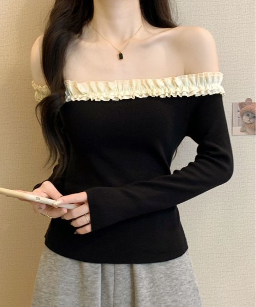 kirakiraShop(キラキラショップ)の「フリル ショルダー ショート ニット トップス(ニット/セーター・レディース・ブラウン/レッド/ベージュ/ブラック/ブラック系その他・FREE)」の1枚目の写真