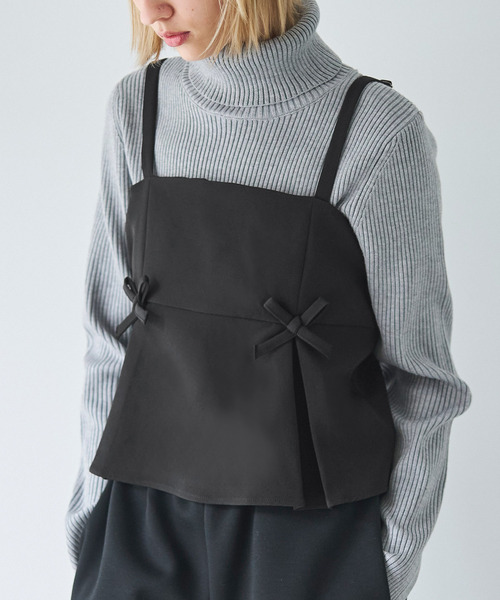 coca（coca）（コカ）の「ダブルクロスリボンキャミソール