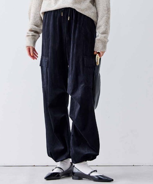 リブ イン コンフォート はき心地やわらか 上品艶ベロアのパラシュート