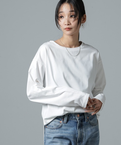 NANO universe（ナノユニバース）の「サイドスリットロングスリーブTシャツ（Tシャツ/カットソー・レディース・ブラック/ホワイト/ネイビー・FREE）」の4枚目の写真