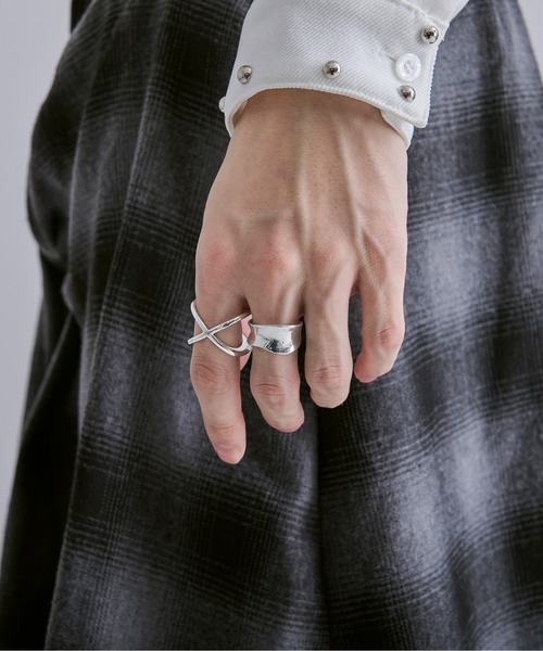 Ellno Loset(エルノロゼット)の「SETリング(リング・メンズ・シルバー・FREE)」の2枚目の写真
