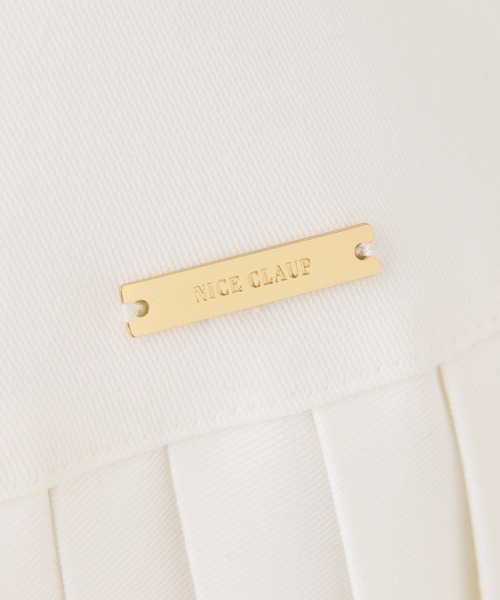 one after another NICE CLAUP（ワンアフターアナザーナイスクラップ）の「プレート付きプリーツミニスカート（スカート・レディース・チャコールグレー/オフホワイト/ベージュ/ネイビー・MEDIUM/SMALL）」の11枚目の写真